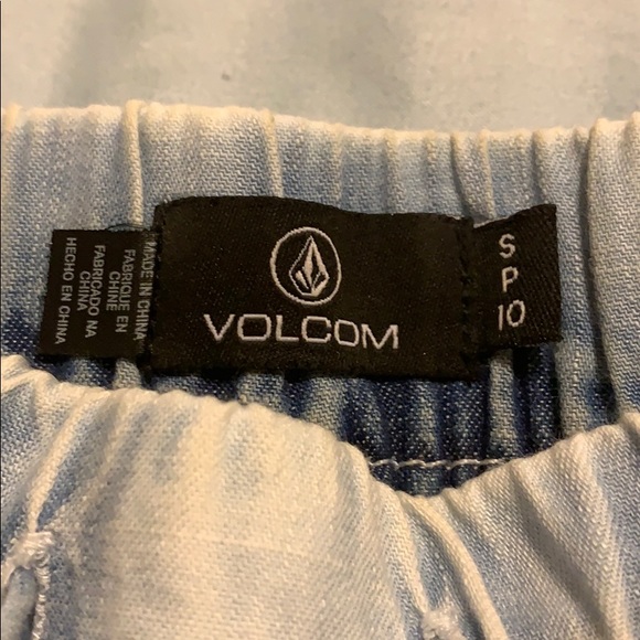 Volcom denim shorts - Picture 2 of 3